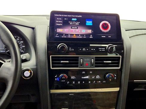 Used 2024 Nissan Armada Platinum w/ Captain's Chairs Package RWD image 18