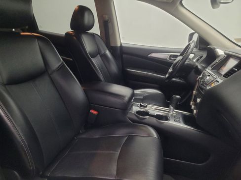 Used 2020 Nissan Pathfinder SL AWD/4WD image 21
