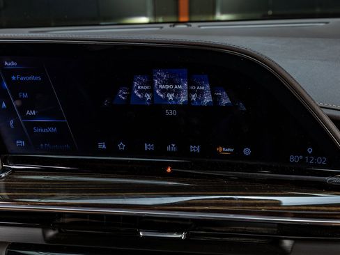 Used 2023 Cadillac Escalade Sport w/ Touring Package image 21