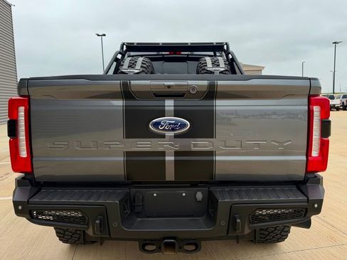 Used 2023 Ford F250 Lariat w/ Lariat Ultimate Package AWD/4WD image 5