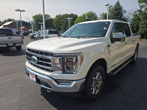 Used 2022 Ford F150 Lariat w/ Equipment Group 502A High AWD/4WD image 4