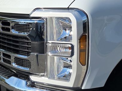 New 2026 Ford F250 XLT w/ FX4 Off-Road Package