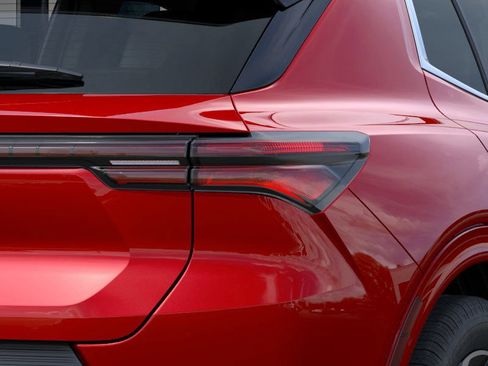 New 2025 Chevrolet Equinox EV LT image 35