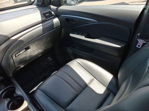 Used 2023 Honda Passport TrailSport image 12