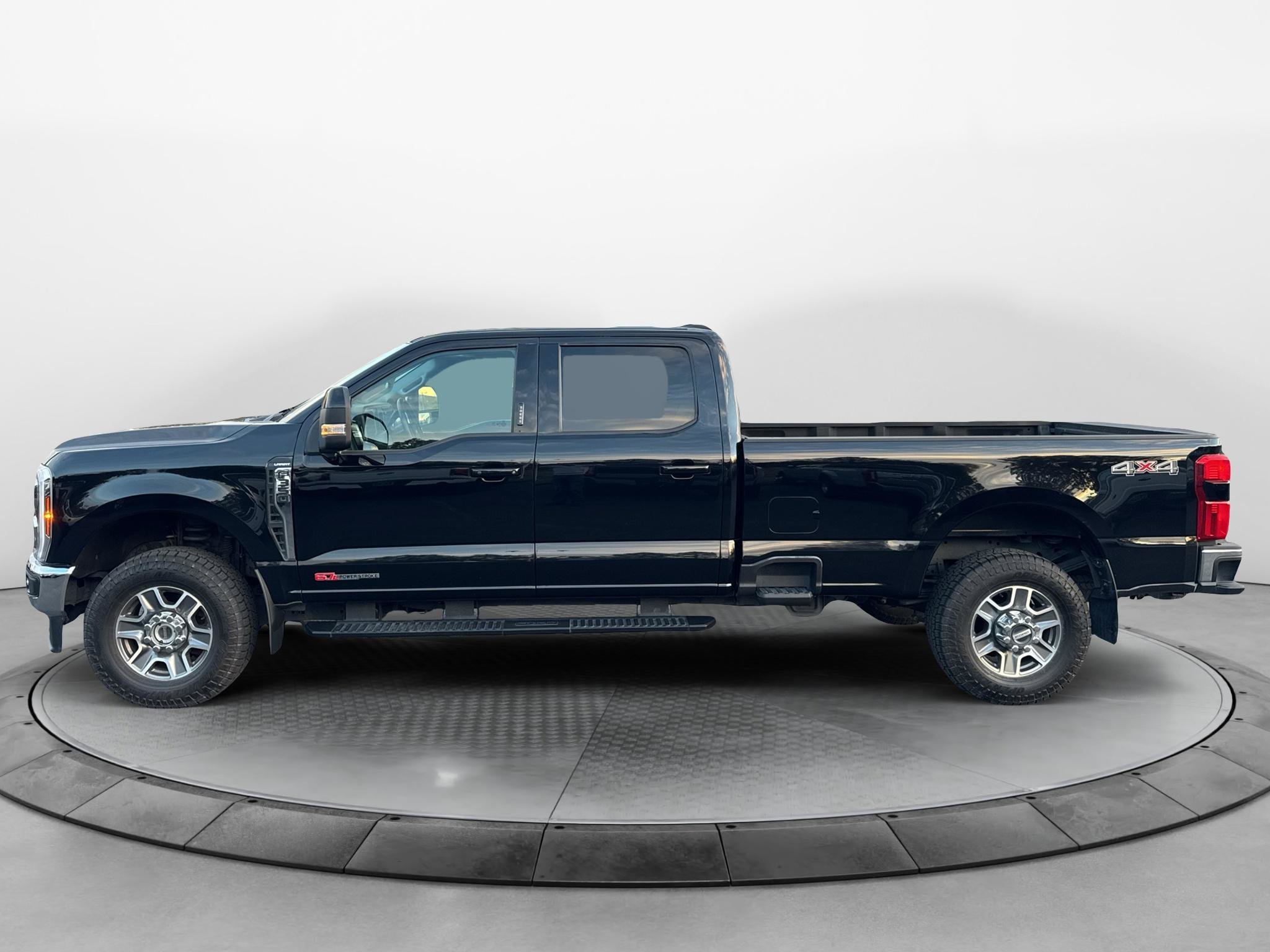 Used 2024 Ford F350 Lariat w/ Camper Package AWD/4WD image 2