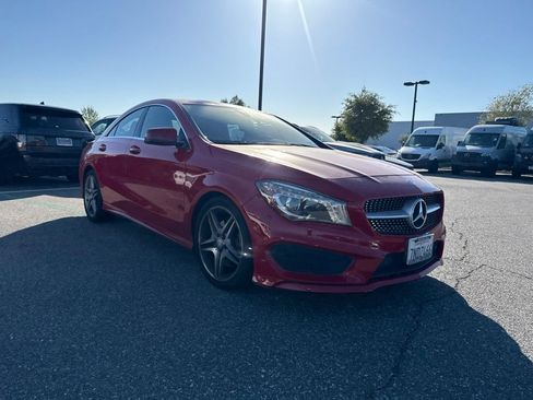 Used 2015 Mercedes-Benz CLA 250 image 3
