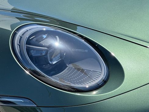 Certified 2022 Porsche 911 GT3 RWD image 35