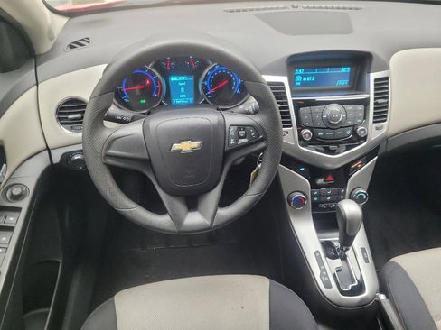 Used 2016 Chevrolet Cruze LS FWD image 22