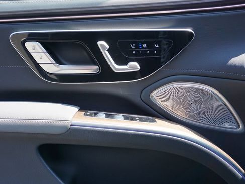 Certified 2023 Mercedes-Benz EQS 580 4MATIC Sedan image 20