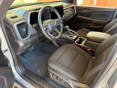 Used 2024 GMC Canyon Elevation w/ Convenience Package image 2