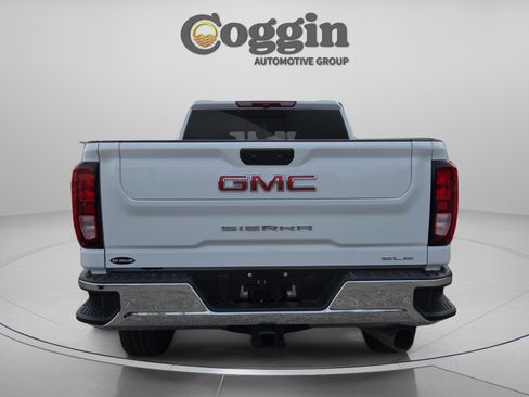 Used 2025 GMC Sierra 2500 SLE w/ SLE Value Package; AWD/4WD image 4