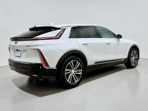 Used 2024 Cadillac Lyriq Luxury RWD image 12