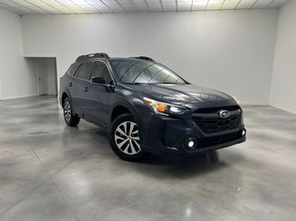 Used 2023 Subaru Outback Premium video 2