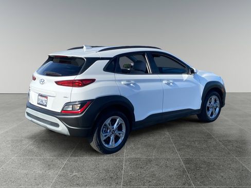 Used 2023 Hyundai Kona SEL AWD/4WD image 5