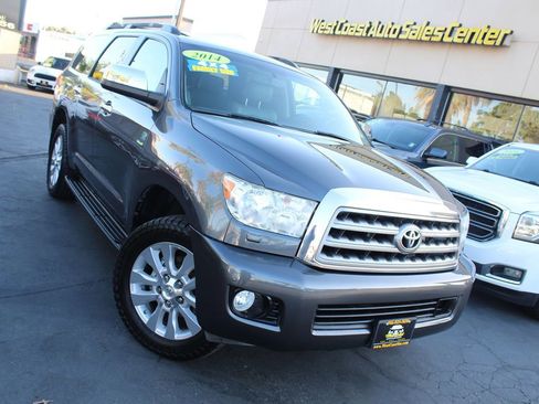 Used 2014 Toyota Sequoia Platinum AWD/4WD image 43