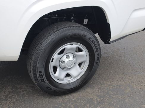 Used 2023 Toyota Tacoma SR RWD image 10