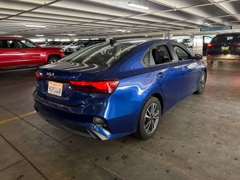 Certified 2024 Kia Forte LXS w/ LXS Technology Package FWD image 4