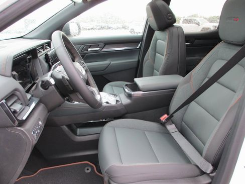 New 2026 GMC Terrain AT4 image 12