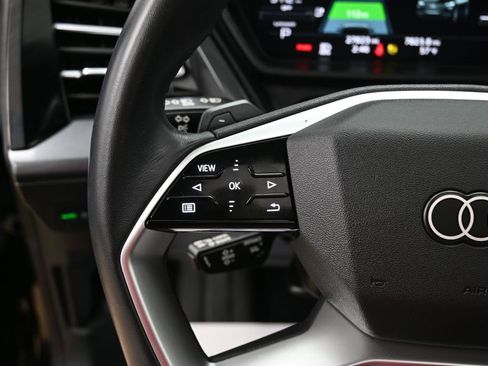 Used 2023 Audi Q4 e-tron Premium Plus w/ Premium Plus image 23