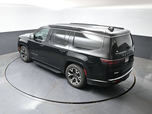 Used 2024 Jeep Wagoneer Series III AWD/4WD image 50