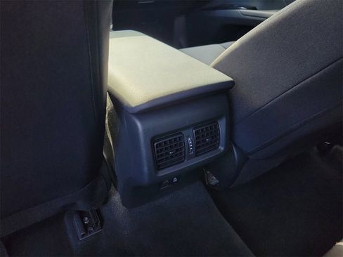 Used 2025 Toyota Camry LE image 12