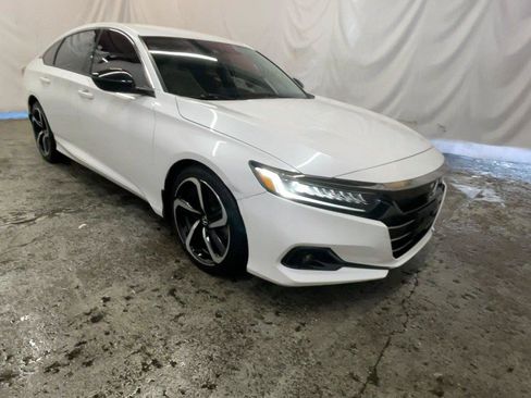 Used 2021 Honda Accord Sport Special Edition image 2