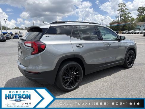 Used 2023 GMC Terrain SLT w/ Elevation Edition FWD image 6