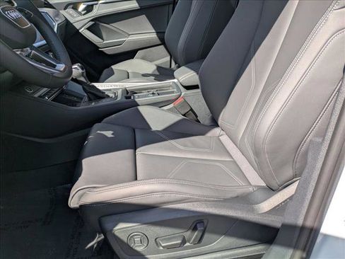 New 2025 Audi Q3 2.0T Premium image 15