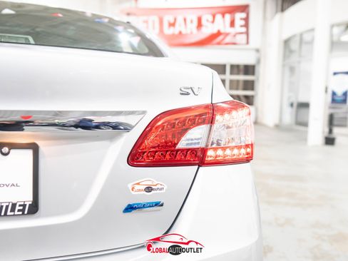 Used 2014 Nissan Sentra SV w/ SV Driver Package image 43