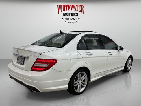 Used 2014 Mercedes-Benz C 300 4MATIC Sedan image 4