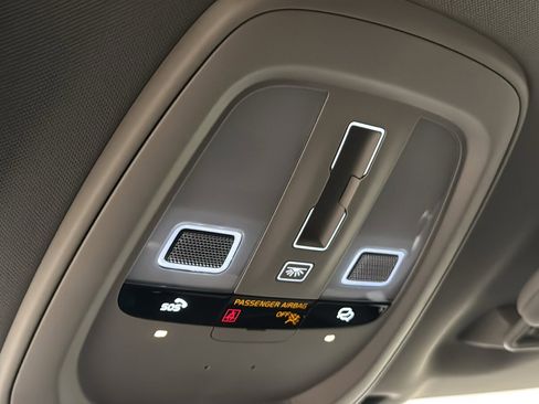 New 2026 Volvo XC90 T8 Plus w/ Protection Package Premier image 20