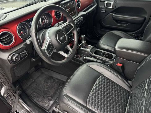 Used 2019 Jeep Wrangler Rubicon AWD/4WD image 14
