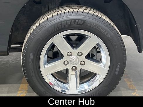 Used 2017 RAM 1500 Express image 30