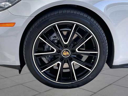 Used 2022 Porsche Panamera 4 Platinum Edition image 11