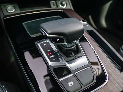 Certified 2023 Audi Q5 Premium w/ Convenience Package AWD/4WD image 25