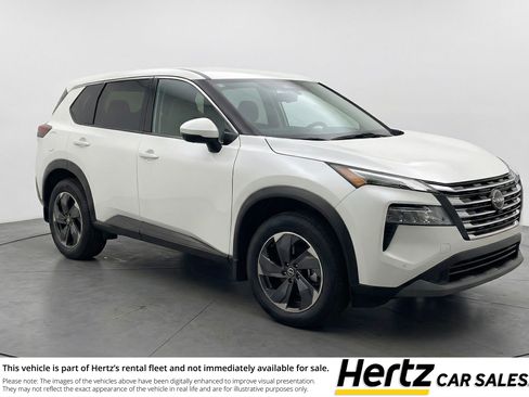 Used 2025 Nissan Rogue SV AWD/4WD image 1