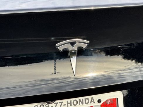 Used 2018 Tesla Model 3 Long Range image 25