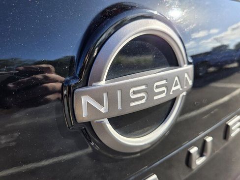 Used 2024 Nissan Rogue S FWD image 30