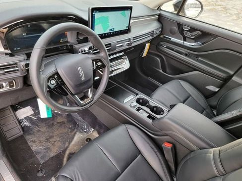 New 2026 Lincoln Corsair Grand Touring AWD/4WD image 18