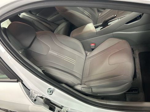 Used 2025 Hyundai Elantra Sport FWD image 23