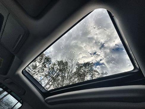 Used 2024 Honda Civic Touring image 30