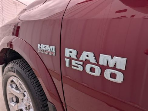 Used 2017 RAM 1500 Laramie w/ Convenience Group AWD/4WD image 10