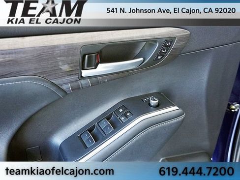 Used 2023 Toyota Highlander Limited AWD/4WD image 25