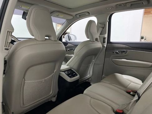 Used 2024 Volvo XC90 B6 Core AWD/4WD image 21