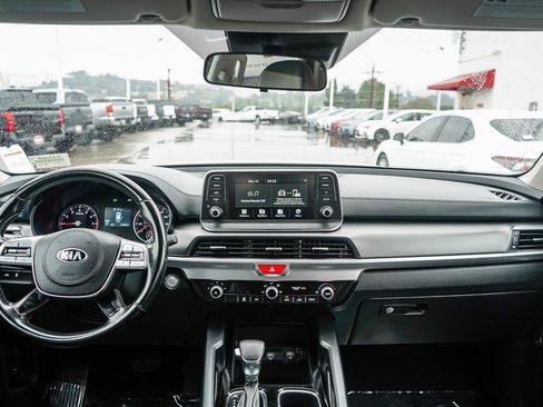 Used 2021 Kia Telluride LX image 13
