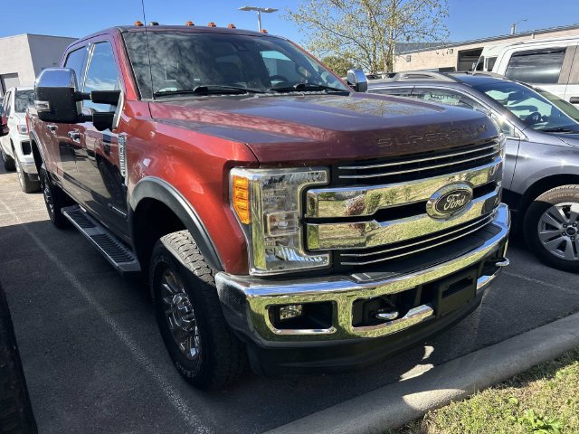 Used 2017 Ford F350 Lariat w/ Tow Technology Bundle AWD/4WD image 3