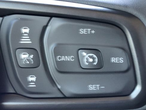 New 2026 Jeep Gladiator Sport AWD/4WD image 19