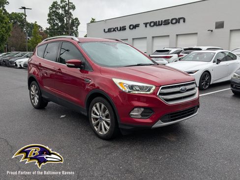 Used 2017 Ford Escape Titanium FWD image 1