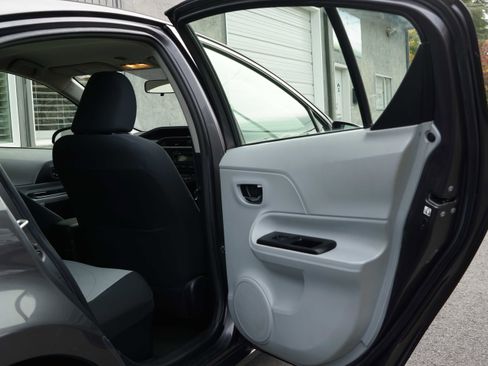 Used 2013 Toyota Prius C Two image 27