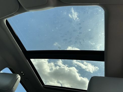 Used 2022 Ford F150 Lariat w/ Equipment Group 501A Mid image 70